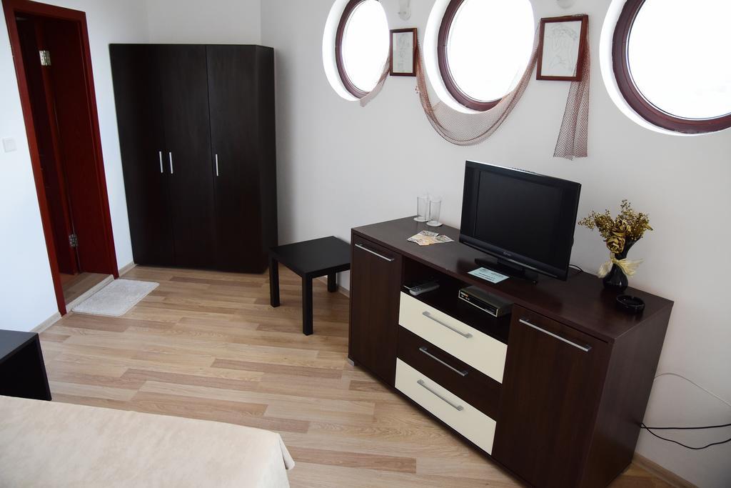 Guest Rooms Sea View Balchik Luaran gambar