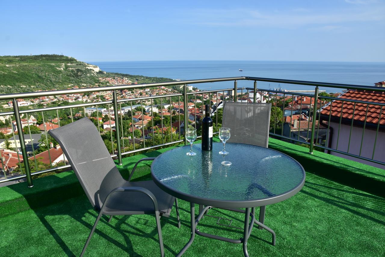 Guest Rooms Sea View Balchik Luaran gambar