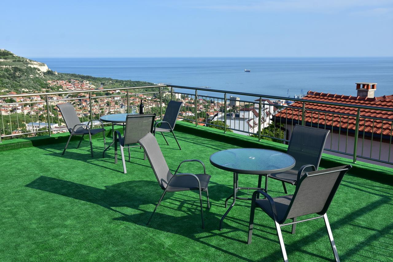 Guest Rooms Sea View Balchik Luaran gambar
